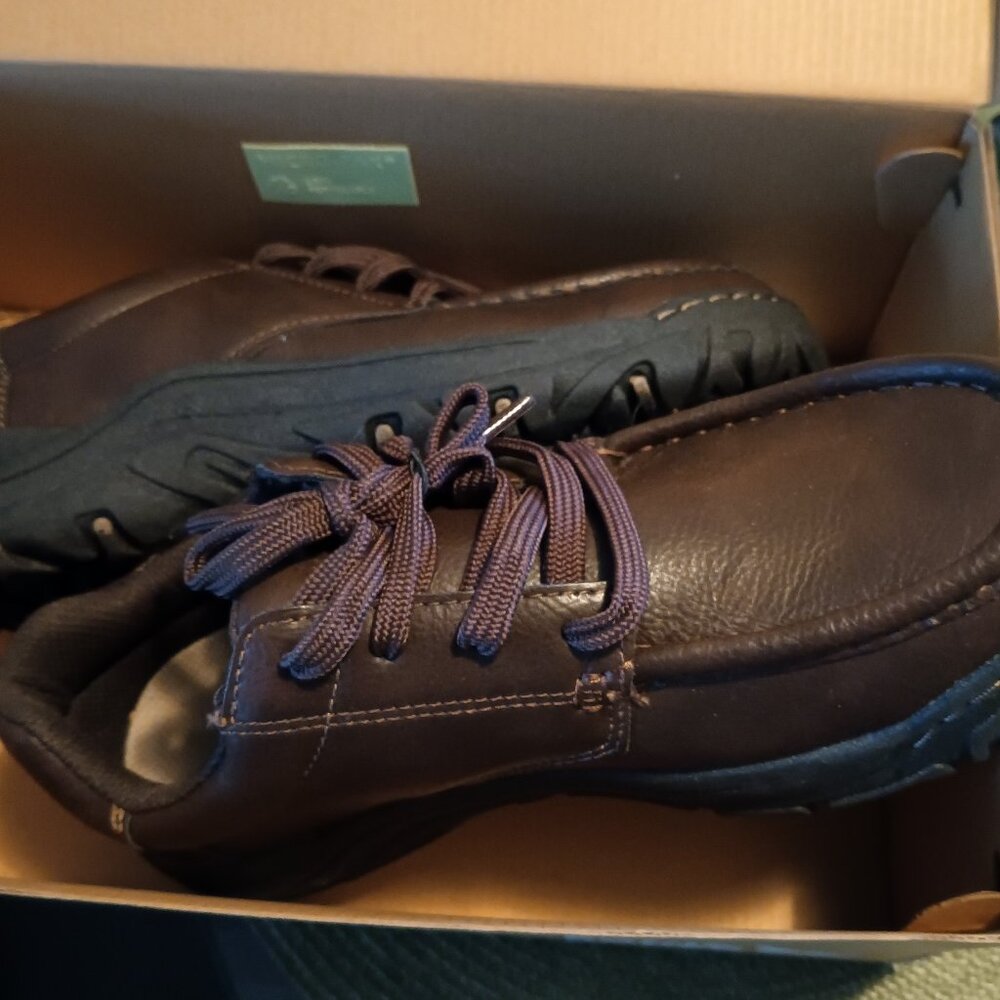 Eddie Bauer fashion loafers